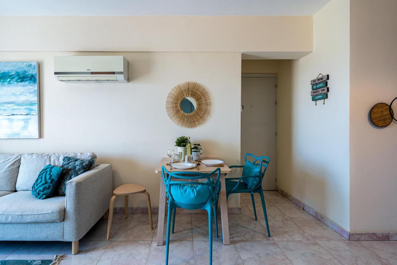 Sunny 2-Br Apartment In Mackenzie Larnaca Extérieur photo